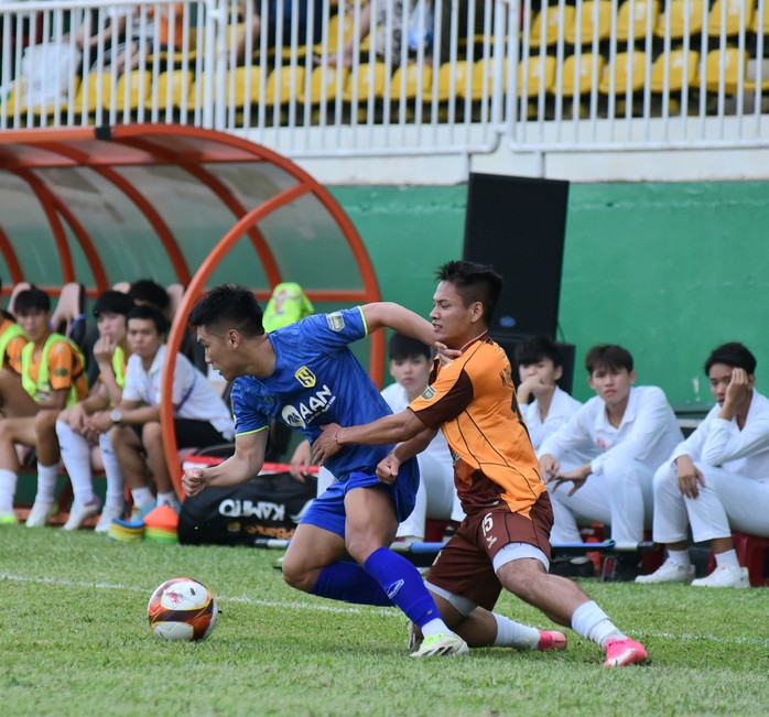 LPBank HAGL thắng trận thứ 5 tại V-League 2023-2024- Ảnh 2. LPBank HAGL thắng trận thứ 5 tại V-League 2023-2024- Ảnh 2.