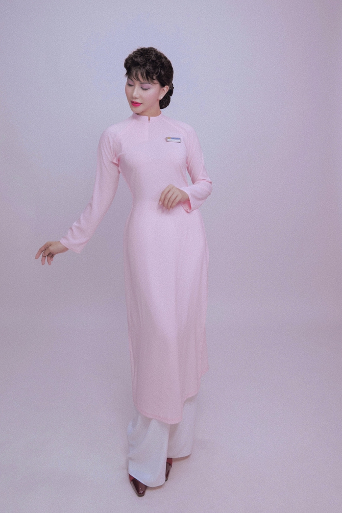 Ngắm nữ tiếp viên hàng không Vietnam Airlines qua các thời kỳ- Ảnh 4. Ngắm nữ tiếp viên hàng không Vietnam Airlines qua các thời kỳ- Ảnh 4.
