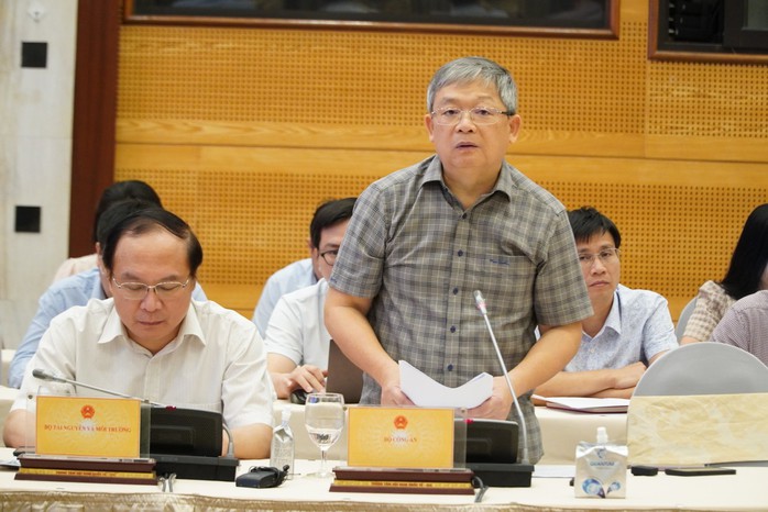 Vụ án Hậu Vụ án Hậu