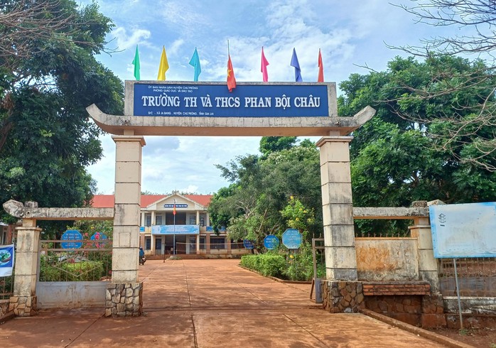 Giáo viên được vận động "tự nguyện" xin nghỉ việc- Ảnh 1. Giáo viên được vận động "tự nguyện" xin nghỉ việc- Ảnh 1.