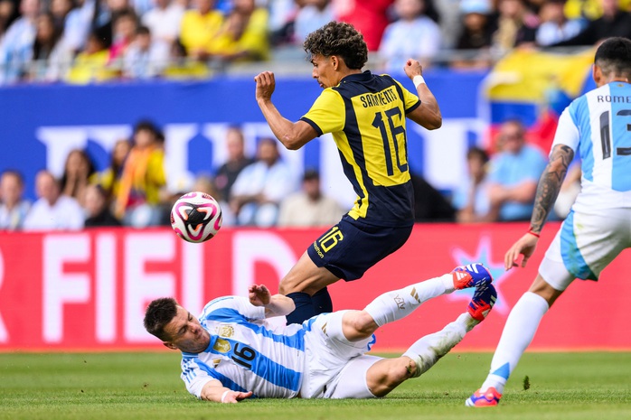 Messi ngồi dự bị, Argentina thắng nhẹ giao hữu Ecuador- Ảnh 1. Messi ngồi dự bị, Argentina thắng nhẹ giao hữu Ecuador- Ảnh 1.