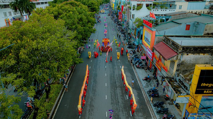 Lễ hội đường phố có gì mà làm Huế náo nhiệt đến vậy?- Ảnh 17. Lễ hội đường phố có gì mà làm Huế náo nhiệt đến vậy?- Ảnh 17.