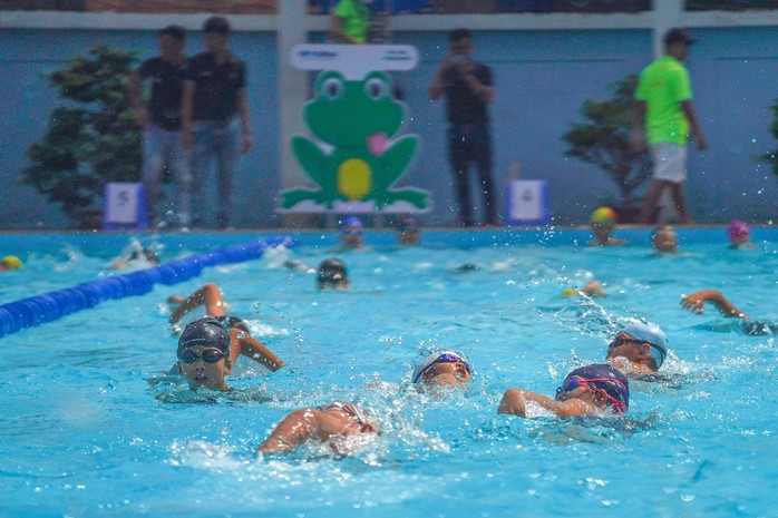 Ra mắt dự án phổ cập bơi và phòng chống đuối nước - Frogman- Ảnh 6. Ra mắt dự án phổ cập bơi và phòng chống đuối nước - Frogman- Ảnh 6.