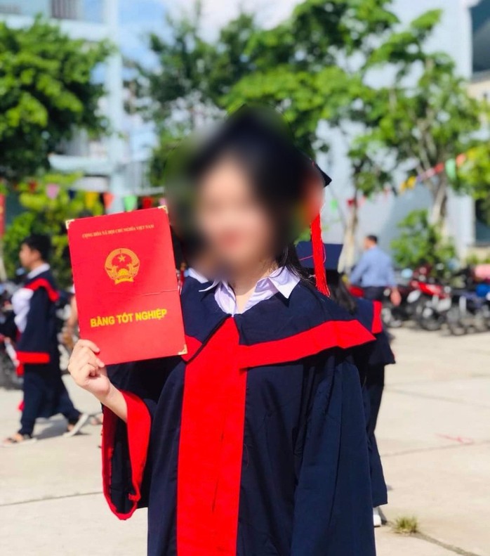 Đã tìm thấy 1 trong 2 nữ sinh “mất tích” bí ẩn ở An Giang- Ảnh 2. Đã tìm thấy 1 trong 2 nữ sinh “mất tích” bí ẩn ở An Giang- Ảnh 2.