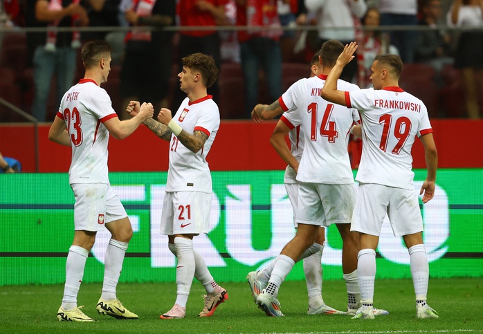 Hà Lan thắng Iceland 4 bàn, De Jong chia tay Euro 2024- Ảnh 5. Hà Lan thắng Iceland 4 bàn, De Jong chia tay Euro 2024- Ảnh 5.