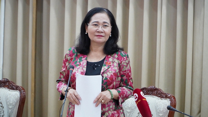 Chủ tịch HĐND TP HCM Nguyễn Thị Lệ phát biểu tại buổi giám sát Chủ tịch HĐND TP HCM Nguyễn Thị Lệ phát biểu tại buổi giám sát