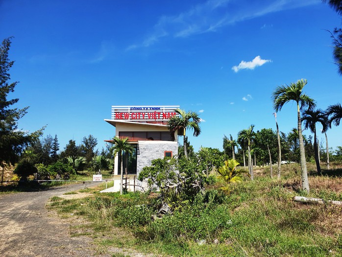 Sau khi phá hết rừng để làm dự án “đất vàng” New City ở tỉnh Phú Yên, dự án này vẫn đang “trùm mền” Sau khi phá hết rừng để làm dự án “đất vàng” New City ở tỉnh Phú Yên, dự án này vẫn đang “trùm mền”