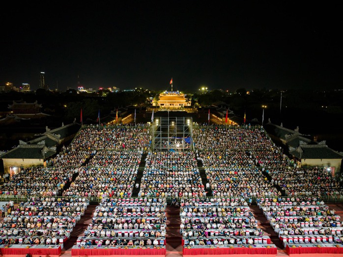 Bế mạc Festival Huế 2024: Ước vọng về một thành phố festival
- Ảnh 4. Bế mạc Festival Huế 2024: Ước vọng về một thành phố festival
- Ảnh 4.