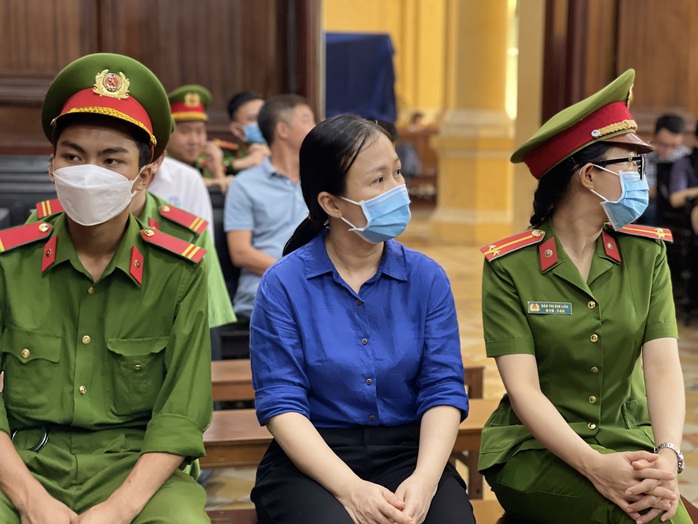 Hai cựu lãnh đạo Bệnh viện TP Thủ Đức: Biết sai nhưng vẫn phải làm!- Ảnh 2. Hai cựu lãnh đạo Bệnh viện TP Thủ Đức: Biết sai nhưng vẫn phải làm!- Ảnh 2.