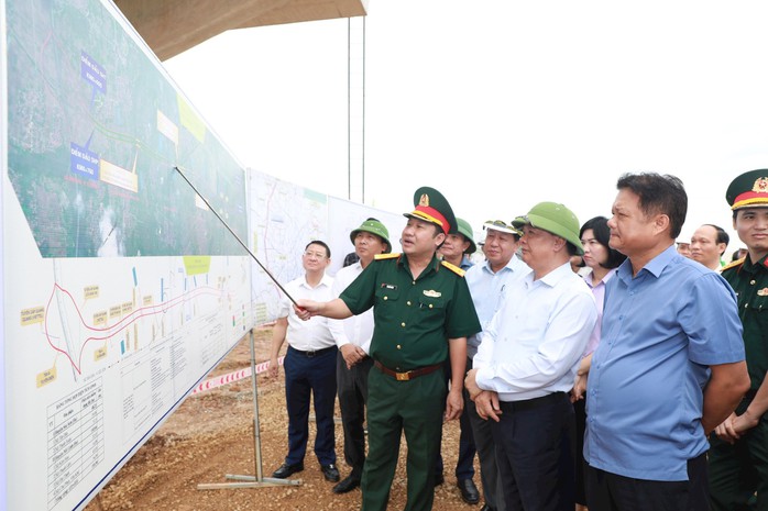 Kiểm tra dự án vành đai 4, Bí thư Hà Nội yêu cầu Ban tổ chức, UBKT thành uỷ vào cuộc- Ảnh 1. Kiểm tra dự án vành đai 4, Bí thư Hà Nội yêu cầu Ban tổ chức, UBKT thành uỷ vào cuộc- Ảnh 1.