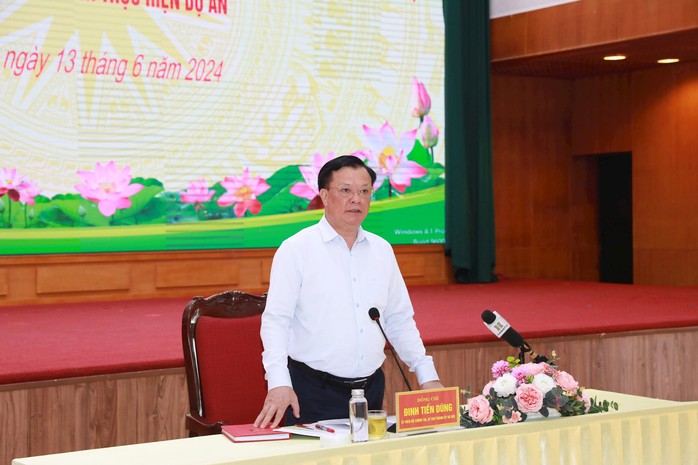 Kiểm tra dự án vành đai 4, Bí thư Hà Nội yêu cầu Ban tổ chức, UBKT thành uỷ vào cuộc- Ảnh 2. Kiểm tra dự án vành đai 4, Bí thư Hà Nội yêu cầu Ban tổ chức, UBKT thành uỷ vào cuộc- Ảnh 2.