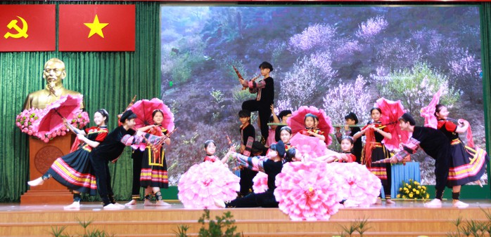 Phát huy hiệu quả chính sách đại đoàn kết dân tộc- Ảnh 3. Phát huy hiệu quả chính sách đại đoàn kết dân tộc- Ảnh 3.