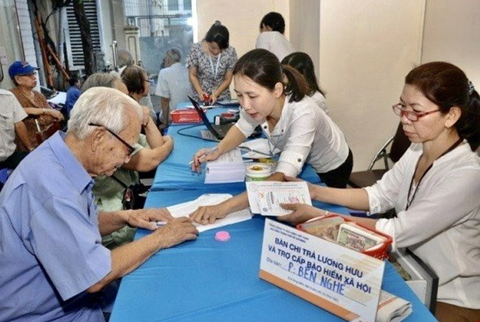 Lương hưu của người nghỉ trước và sau 1-7-2024 có gì thay đổi?- Ảnh 2. Lương hưu của người nghỉ trước và sau 1-7-2024 có gì thay đổi?- Ảnh 2.