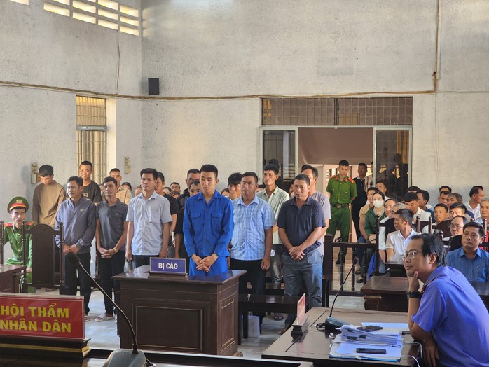 Tuyên án nhiều cựu cán bộ ở Đắk Lắk liên quan vụ hủy hoại hơn 400 ha rừng- Ảnh 1. Tuyên án nhiều cựu cán bộ ở Đắk Lắk liên quan vụ hủy hoại hơn 400 ha rừng- Ảnh 1.