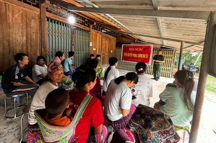 Xanh lại bản nghèo Tà Cóm- Ảnh 3. Xanh lại bản nghèo Tà Cóm- Ảnh 3.