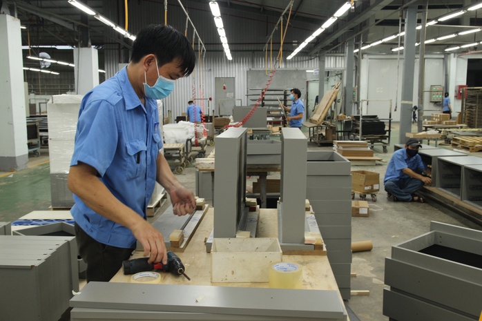 Nâng mức hưởng trợ cấp thất nghiệp lên 75% có phù hợp?- Ảnh 2. Nâng mức hưởng trợ cấp thất nghiệp lên 75% có phù hợp?- Ảnh 2.