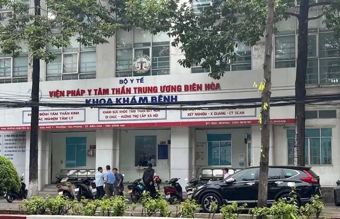 Bộ Công an bắt thêm Viện trưởng, Phó viện trưởng Viện Pháp y tâm thần Trung ương Biên Hòa- Ảnh 1. Bộ Công an bắt thêm Viện trưởng, Phó viện trưởng Viện Pháp y tâm thần Trung ương Biên Hòa- Ảnh 1.