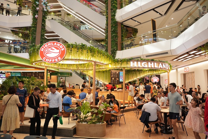 Vincom Mega Mall Grand Park đã khai trương kỹ thuật từ ngày 1-6 Vincom Mega Mall Grand Park đã khai trương kỹ thuật từ ngày 1-6