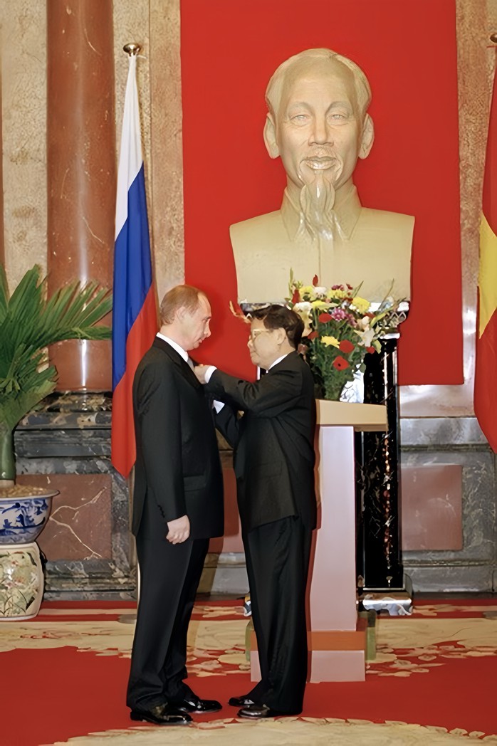 Những chuyến thăm của Tổng thống Putin tới Việt Nam- Ảnh 2. Những chuyến thăm của Tổng thống Putin tới Việt Nam- Ảnh 2.