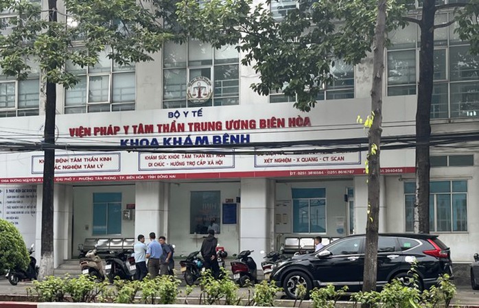 Bộ trưởng Y tế nói gì về việc lãnh đạo Viện Pháp y tâm thần bị bắt?- Ảnh 2. Bộ trưởng Y tế nói gì về việc lãnh đạo Viện Pháp y tâm thần bị bắt?- Ảnh 2.