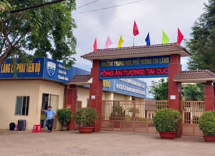 19 học sinh ở Gia Lai nhập viện sau khi ăn tại trường- Ảnh 1. 19 học sinh ở Gia Lai nhập viện sau khi ăn tại trường- Ảnh 1.