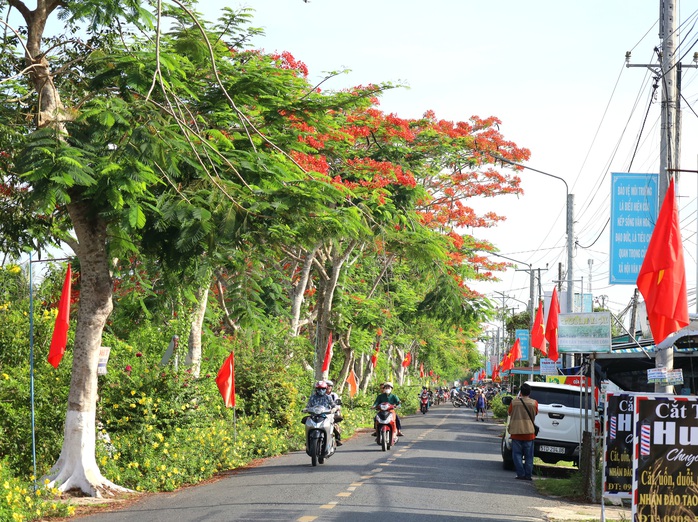 "Tự hào cờ Tổ quốc" – Chương trình đong đầy ý nghĩa- Ảnh 11. "Tự hào cờ Tổ quốc" – Chương trình đong đầy ý nghĩa- Ảnh 11.