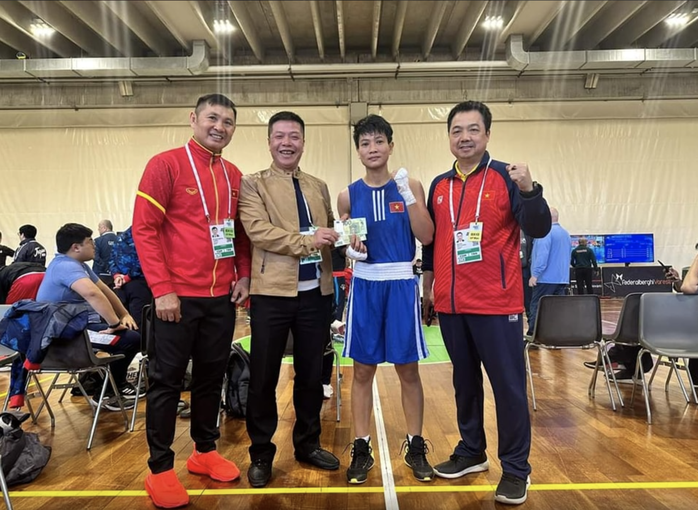 Tuyển quyền Anh nữ Việt Nam tập huấn châu Âu trước thềm Olympic Paris- Ảnh 4. Tuyển quyền Anh nữ Việt Nam tập huấn châu Âu trước thềm Olympic Paris- Ảnh 4.