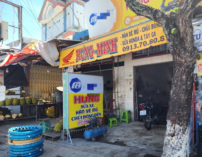 Kiên Giang dẹp loạn bảng hiệu có logo "lạ" trên đường phố ra sao?- Ảnh 4. Kiên Giang dẹp loạn bảng hiệu có logo "lạ" trên đường phố ra sao?- Ảnh 4.