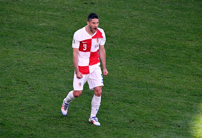 Euro 2024: Ngược dòng bất thành, Croatia bị Albania chia điểm phút bù giờ- Ảnh 3. Euro 2024: Ngược dòng bất thành, Croatia bị Albania chia điểm phút bù giờ- Ảnh 3.