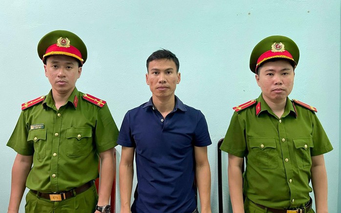 Làm thủy điện phá rừng, 2 người bị bắt, phạt hành chính hơn 1 tỉ đồng- Ảnh 3. Làm thủy điện phá rừng, 2 người bị bắt, phạt hành chính hơn 1 tỉ đồng- Ảnh 3.