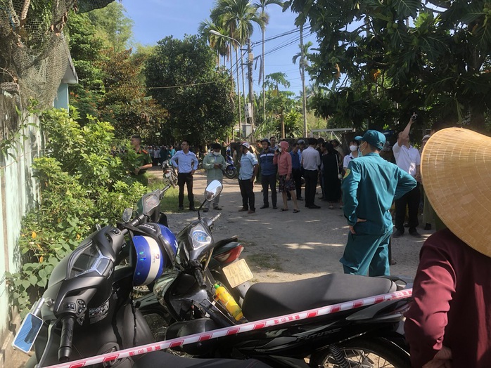 Án mạng kinh hoàng khiến 2 vợ chồng bị giết, 2 con nguy kịch- Ảnh 1. Án mạng kinh hoàng khiến 2 vợ chồng bị giết, 2 con nguy kịch- Ảnh 1.