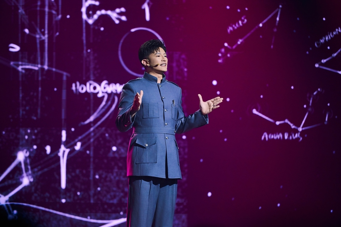 Dược sĩ Tiến "chi đậm" cho Miss Universe Việt Nam- Ảnh 1. Dược sĩ Tiến "chi đậm" cho Miss Universe Việt Nam- Ảnh 1.