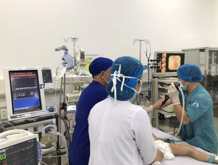 3 cháu bé nhập viện vì cháy nhà ở quận 10 sức khoẻ ra sao?- Ảnh 1. 3 cháu bé nhập viện vì cháy nhà ở quận 10 sức khoẻ ra sao?- Ảnh 1.