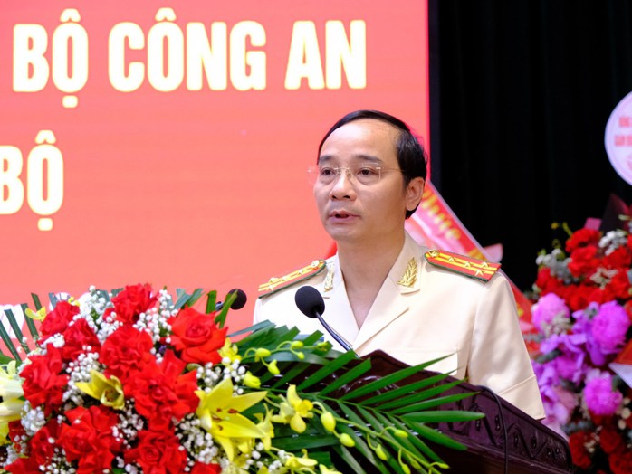 Đồng Nai, Hà Tĩnh có tân giám đốc Công an tỉnh- Ảnh 4. Đồng Nai, Hà Tĩnh có tân giám đốc Công an tỉnh- Ảnh 4.