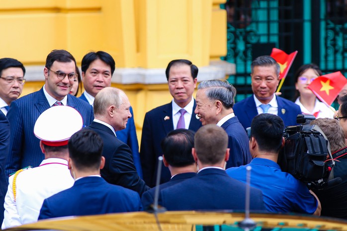 Chủ tịch nước Tô Lâm chủ trì lễ đón chính thức Tổng thống Nga Vladimir Putin- Ảnh 5. Chủ tịch nước Tô Lâm chủ trì lễ đón chính thức Tổng thống Nga Vladimir Putin- Ảnh 5.
