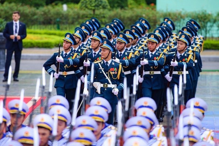 Chủ tịch nước Tô Lâm chủ trì lễ đón chính thức Tổng thống Nga Vladimir Putin- Ảnh 17. Chủ tịch nước Tô Lâm chủ trì lễ đón chính thức Tổng thống Nga Vladimir Putin- Ảnh 17.