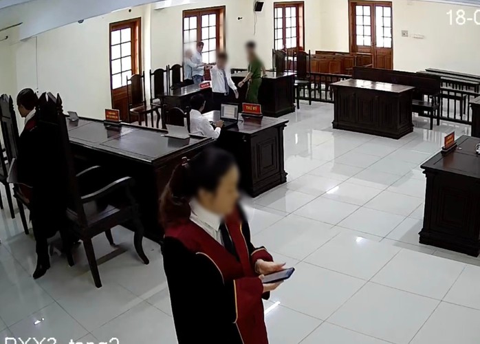 Xôn xao thông tin một luật sư gây rối tại phiên toà ở Cần Thơ- Ảnh 1. Xôn xao thông tin một luật sư gây rối tại phiên toà ở Cần Thơ- Ảnh 1.