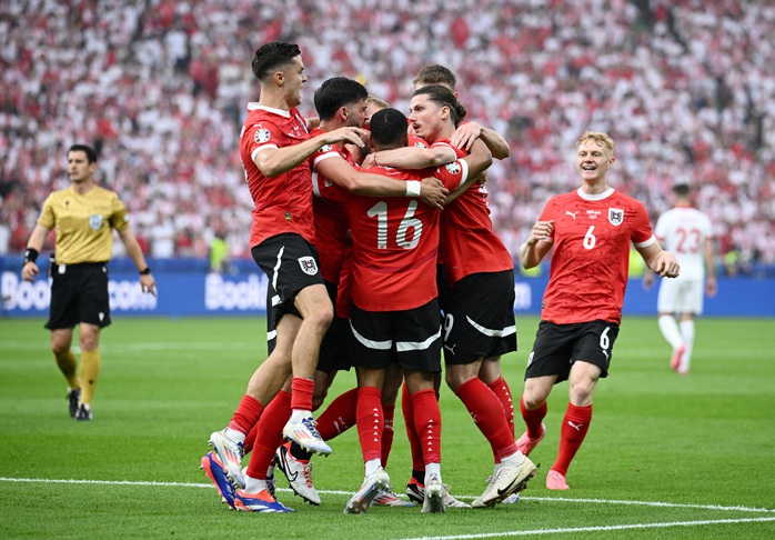 Euro 2024: Vòng knock-out đầy ắp anh tài, ứng viên đại chiến- Ảnh 5. Euro 2024: Vòng knock-out đầy ắp anh tài, ứng viên đại chiến- Ảnh 5.