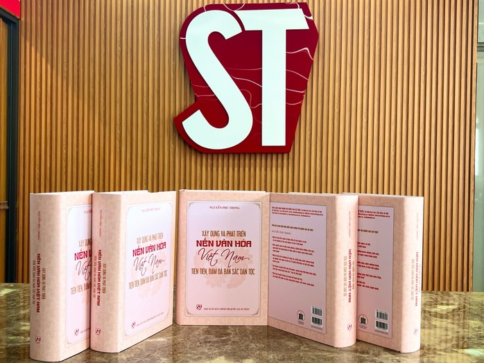 Ra mắt cuốn sách của Tổng Bí thư Nguyễn Phú Trọng về xây dựng, phát triển văn hóa Việt Nam- Ảnh 1. Ra mắt cuốn sách của Tổng Bí thư Nguyễn Phú Trọng về xây dựng, phát triển văn hóa Việt Nam- Ảnh 1.