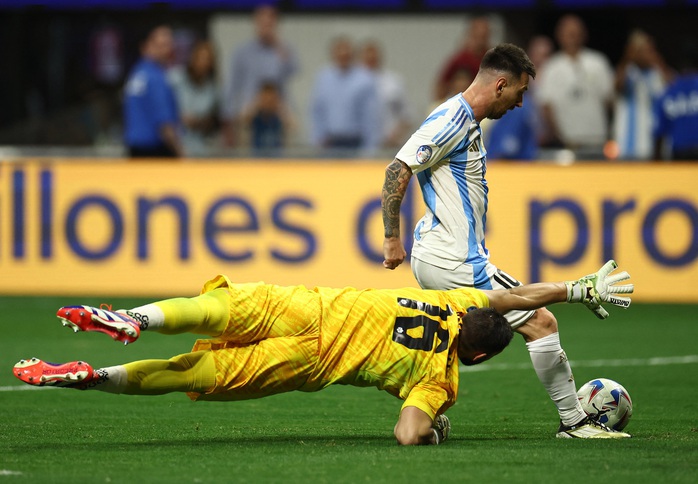 Messi thiết lập kỷ lục, Argentina thắng đẹp trận mở màn Copa America 2024- Ảnh 3. Messi thiết lập kỷ lục, Argentina thắng đẹp trận mở màn Copa America 2024- Ảnh 3.