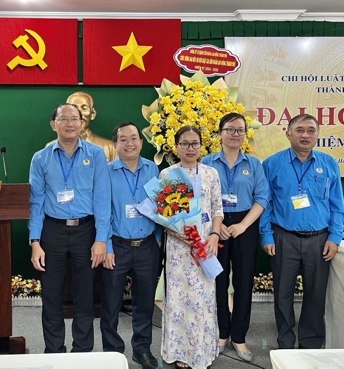 Chi Hội Luật gia LĐLĐ TP HCM: Đòi lại hơn 10 tỉ đồng quyền lợi cho người lao động- Ảnh 1.
