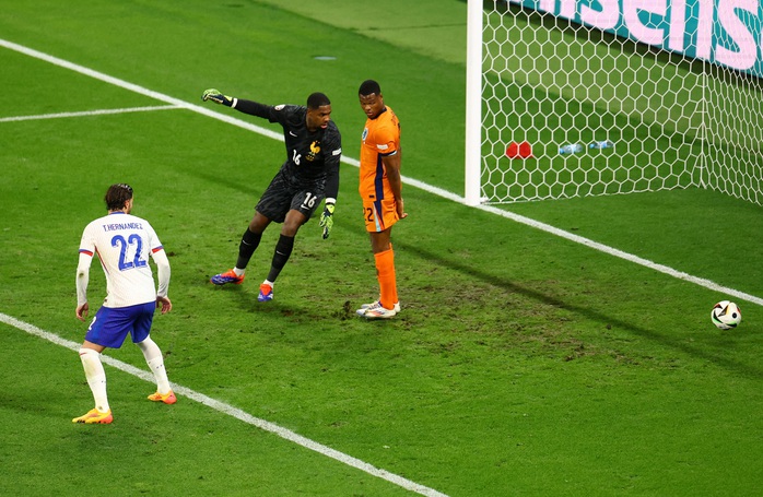 Euro 2024: Hà Lan phản ứng mạnh sau bàn thắng "bị đánh cắp" trước tuyển Pháp- Ảnh 2. Euro 2024: Hà Lan phản ứng mạnh sau bàn thắng "bị đánh cắp" trước tuyển Pháp- Ảnh 2.