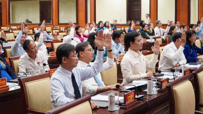 Nhận công tác mới, ông Huỳnh Hồng Thanh được cho thôi làm đại biểu HĐND TP HCM- Ảnh 2. Nhận công tác mới, ông Huỳnh Hồng Thanh được cho thôi làm đại biểu HĐND TP HCM- Ảnh 2.