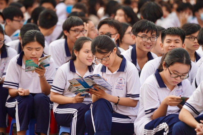 Bà Rịa - Vũng Tàu dự kiến chi gần 100 tỉ đồng hỗ trợ học phí - Ảnh 1. Bà Rịa - Vũng Tàu dự kiến chi gần 100 tỉ đồng hỗ trợ học phí - Ảnh 1.
