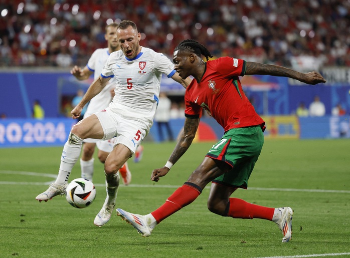 Euro 2024: Soi tỉ số Thổ Nhĩ Kỳ - Bồ Đào Nha, Bỉ - Romania và Georgia – Czech- Ảnh 6. Euro 2024: Soi tỉ số Thổ Nhĩ Kỳ - Bồ Đào Nha, Bỉ - Romania và Georgia – Czech- Ảnh 6.