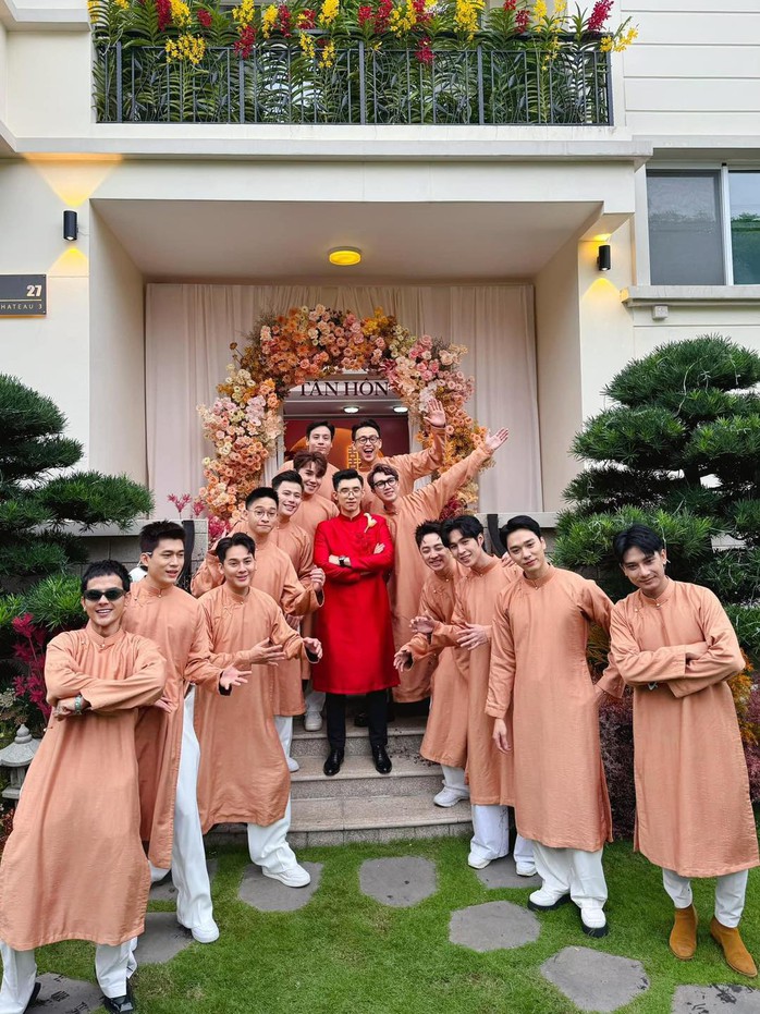 Tưng bừng lễ cưới của mỹ nhân màn ảnh Midu- Ảnh 3. Tưng bừng lễ cưới của mỹ nhân màn ảnh Midu- Ảnh 3.