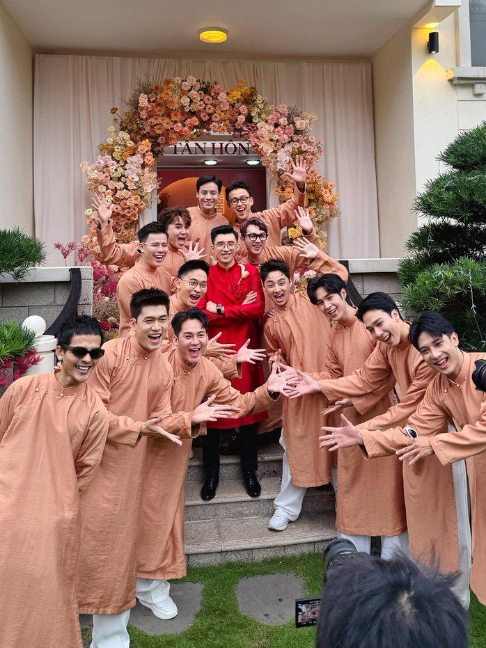 Tưng bừng lễ cưới của mỹ nhân màn ảnh Midu- Ảnh 2. Tưng bừng lễ cưới của mỹ nhân màn ảnh Midu- Ảnh 2.