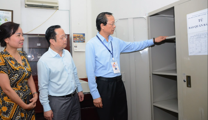 Thủ tướng chỉ đạo bảo đảm an toàn tuyệt đối cho kỳ thi tốt nghiệp THPT- Ảnh 1. Thủ tướng chỉ đạo bảo đảm an toàn tuyệt đối cho kỳ thi tốt nghiệp THPT- Ảnh 1.