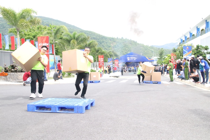 Khánh Hòa: Hơn 600 người lao động tham gia hội thao hè 2024- Ảnh 2. Khánh Hòa: Hơn 600 người lao động tham gia hội thao hè 2024- Ảnh 2.