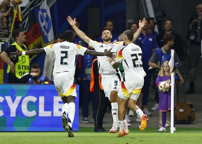 Euro 2024: Siêu dự bị lập công, Đức chật vật cầm hòa Thụy Sĩ- Ảnh 9. Euro 2024: Siêu dự bị lập công, Đức chật vật cầm hòa Thụy Sĩ- Ảnh 9.